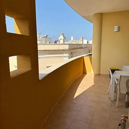 Sea Views Apartment