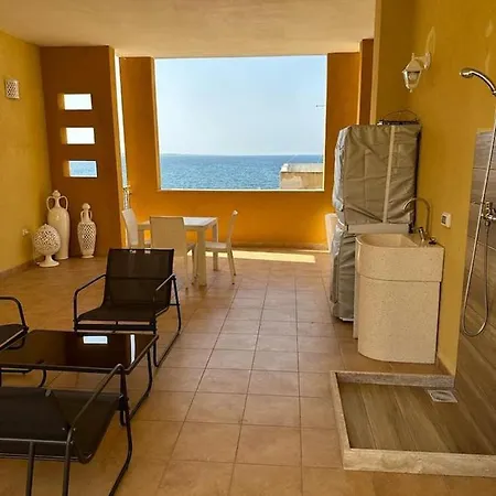 Sea Views * Gallipoli