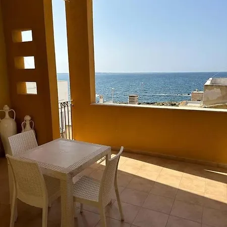 Sea Views * Gallipoli